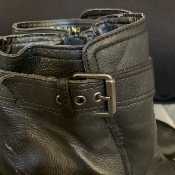 Arturo Chiang Ankle Boots - Picture 3 of 8